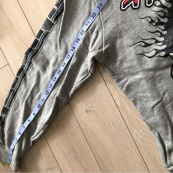 Hellstar Studios 'Records' Los Angeles Crewneck Sweatshirt Heather Grey Size L - Picture 4 of 12